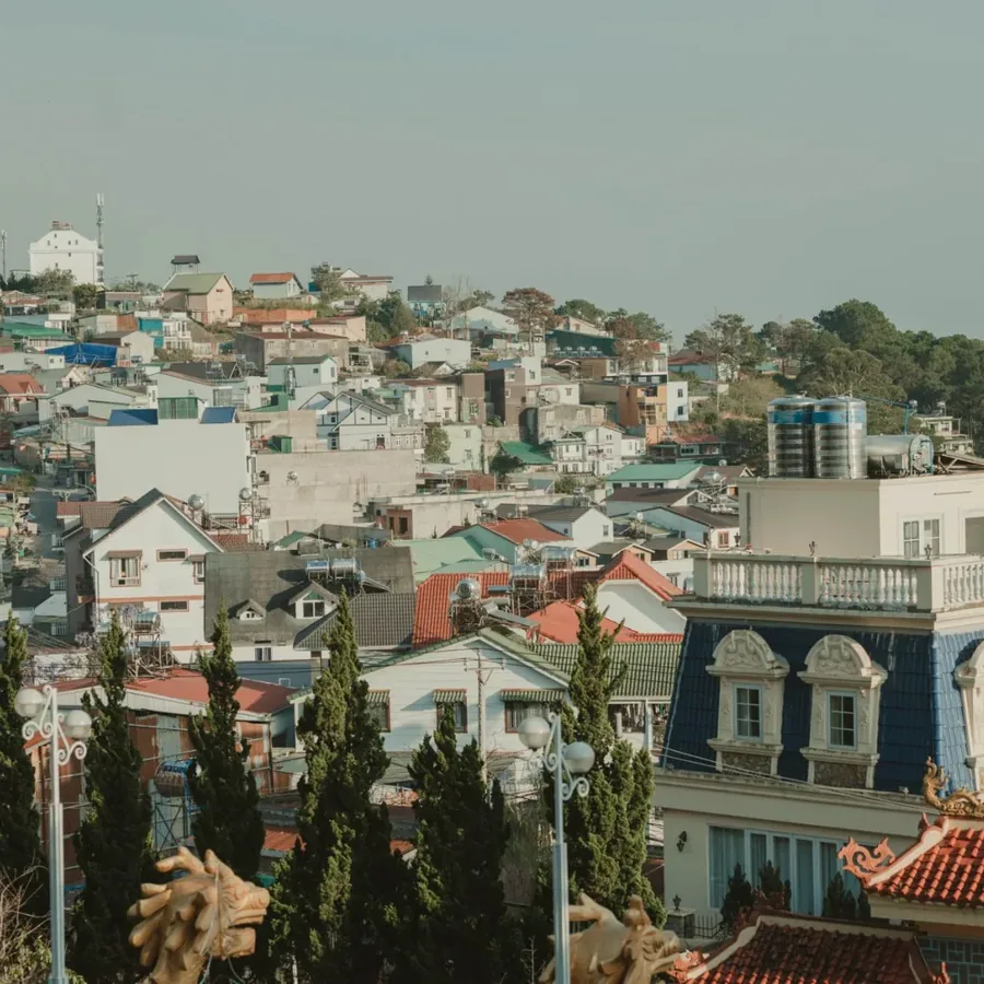 Khu bếp và chỗ pha trà